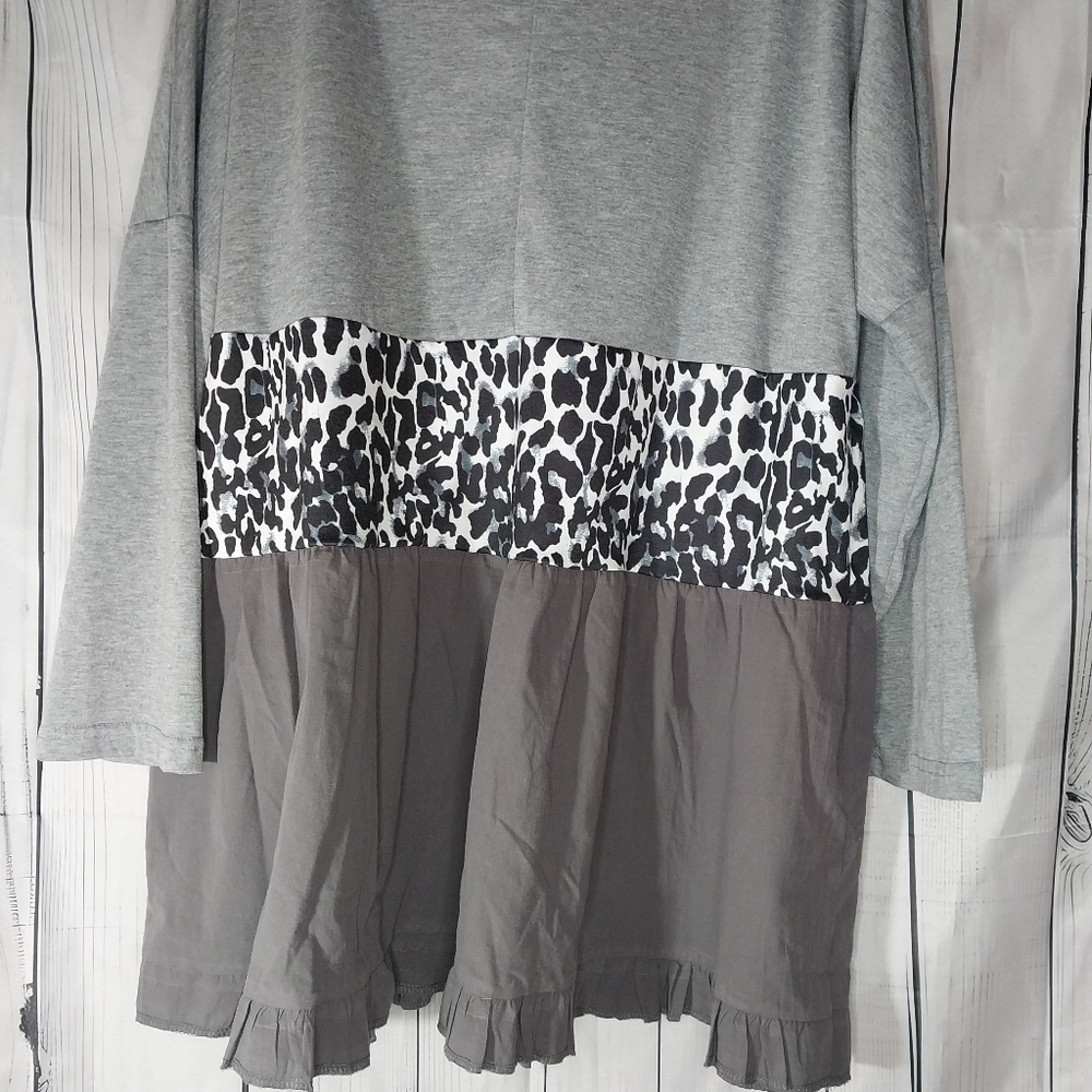 Misslook Gray and Black Women's V-Neck Oversized Babydoll boho Top - Picture 9 of 12
